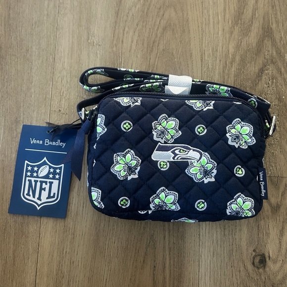Vera Bradley Seattle Seahawks Small Cotton Crossbody Bag (Navy/Neon Green) NWT - Picture 4 of 7